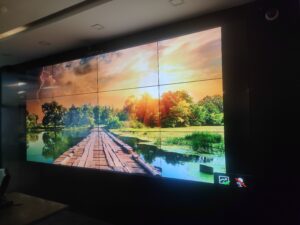 EziSol Setup a complete solution of 3X4 indoor LCD tiled display video wall by using the other components of multiplexer, 3x4 video wall controller and wall mounts.