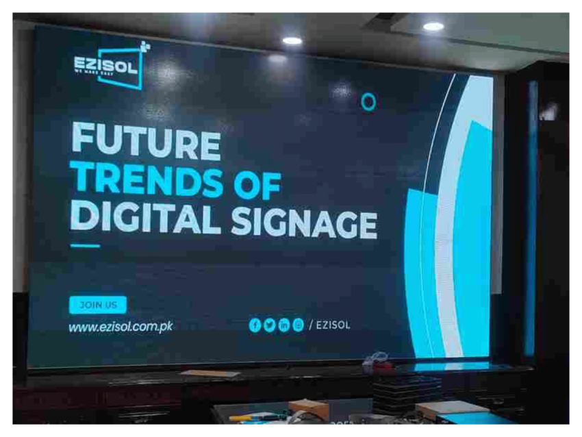 A bezel-less LED Video wall at BAC Lahore. After maintenance and service by EziSol.